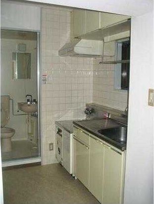 �y�L�b�`���z�@