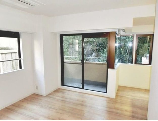 �y���ԁE���r���O�z�@���������Q�l�ʐ^