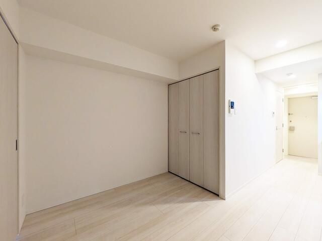 �y���ԁE���r���O�z�@