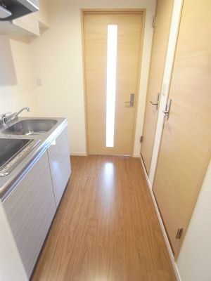 �y���̑��ݔ��z�@