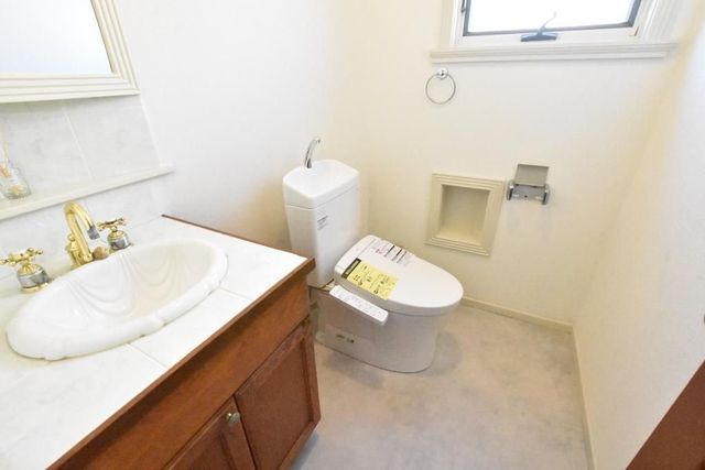 �y�g�C���z�@