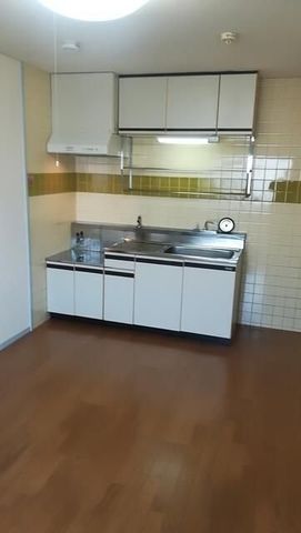 �y�L�b�`���z�@