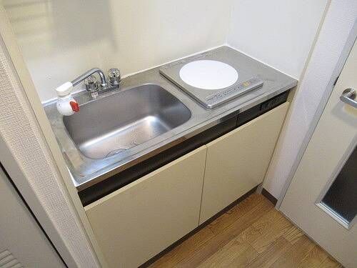 �y�L�b�`���z�@