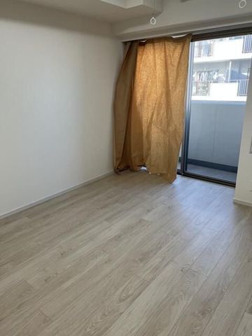 �y�o���R�j�[�z�@