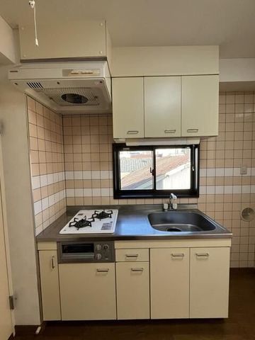 �y�L�b�`���z�@