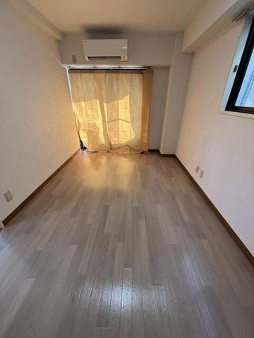 �y���̑������E�X�y�[�X�z�@