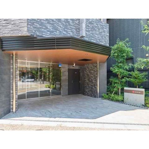 �y�G���g�����X�z�@