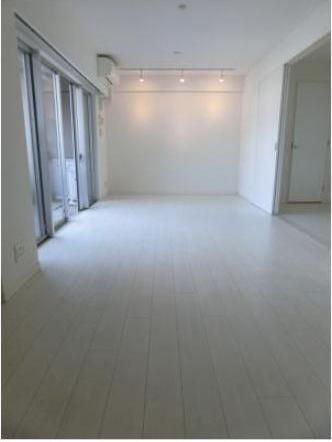 �y���ԁE���r���O�z�@����