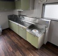 �y�L�b�`���z�@