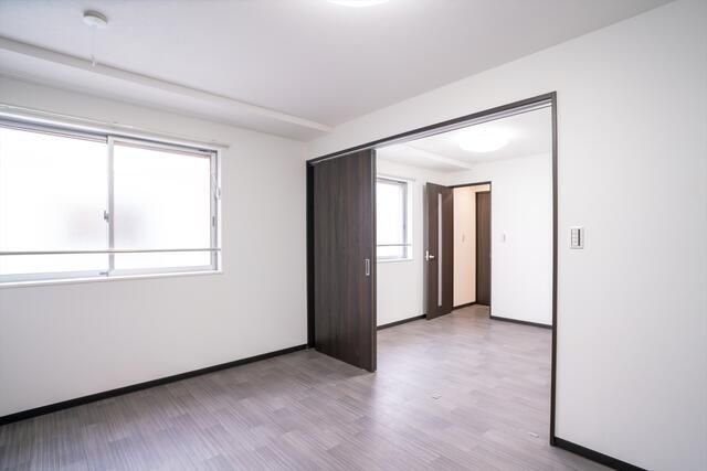 �y���ԁE���r���O�z�@