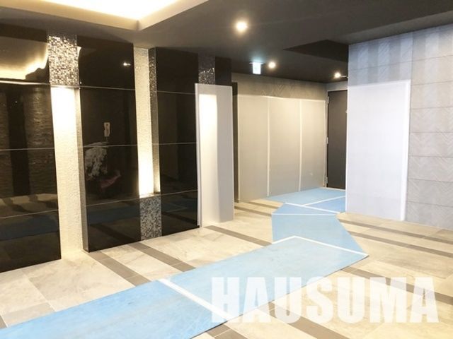 �y�G���g�����X�z�@�G���g�����X