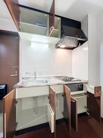 �y�L�b�`���z�@