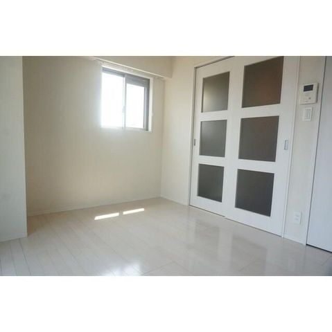 �y���ԁE���r���O�z�@