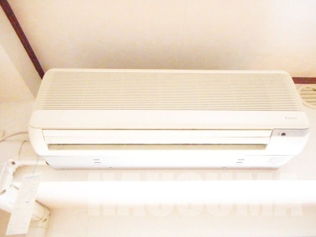 �y���̑��ݔ��z�@�G�A�R��