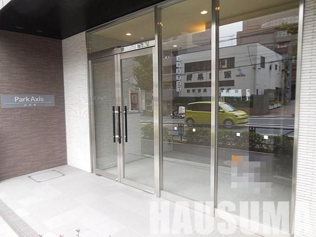 �y�G���g�����X�z�@�G���g�����X�ł�