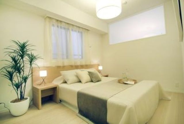 �y���ԁE���r���O�z�@���f�����[���ł�