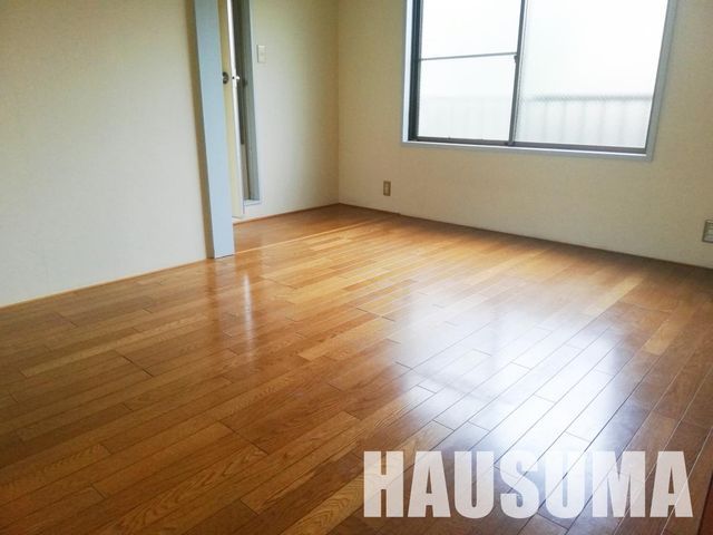 �y���ԁE���r���O�z�@