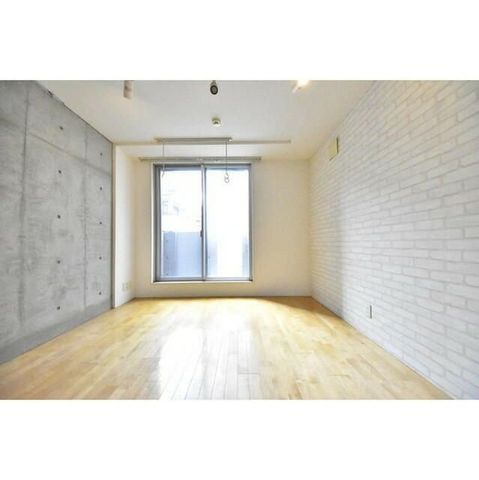 �y���ԁE���r���O�z�@