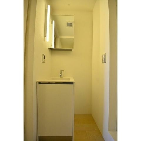 �y���ʏ��z�@