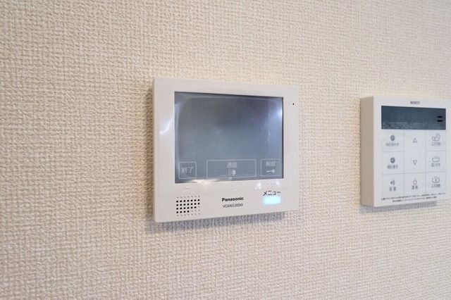 �y���̑��ݔ��z�@���������Q�Ǝʐ^��