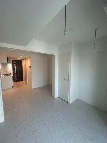 �y���ԁE���r���O�z�@