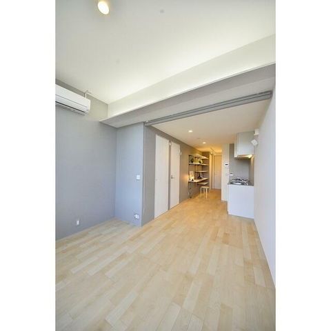 �y���ԁE���r���O�z�@