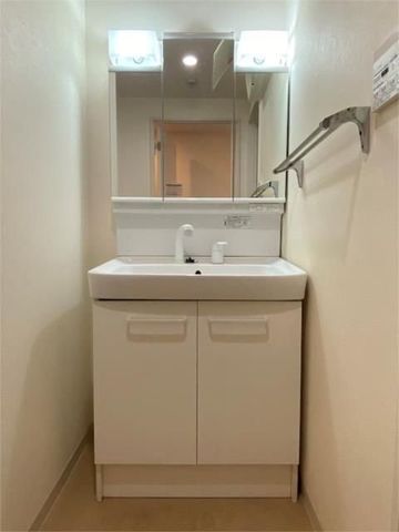 �y���ʏ��z�@