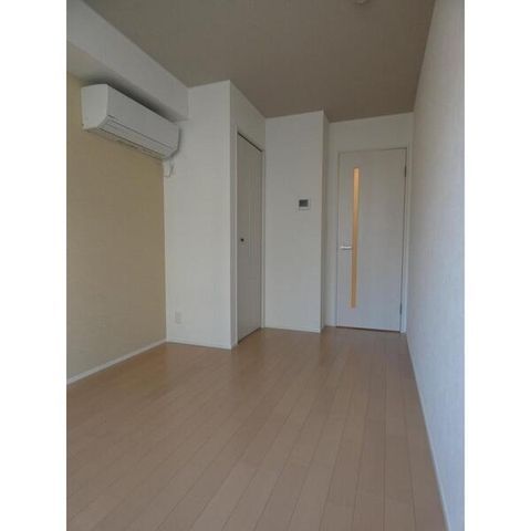 �y���ԁE���r���O�z�@