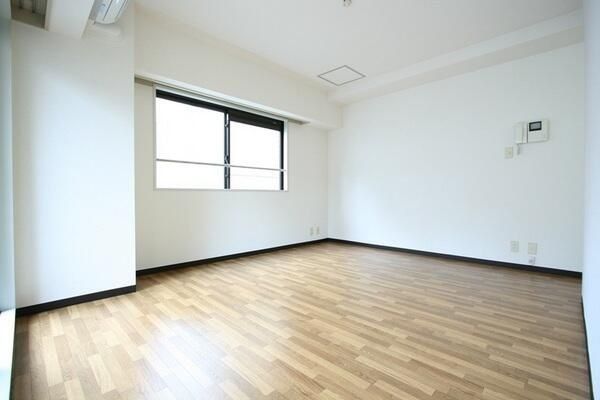 �y���̑������E�X�y�[�X�z�@