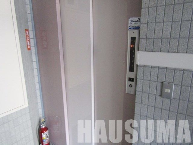 �y���̑��z�@�G���x�[�^�[