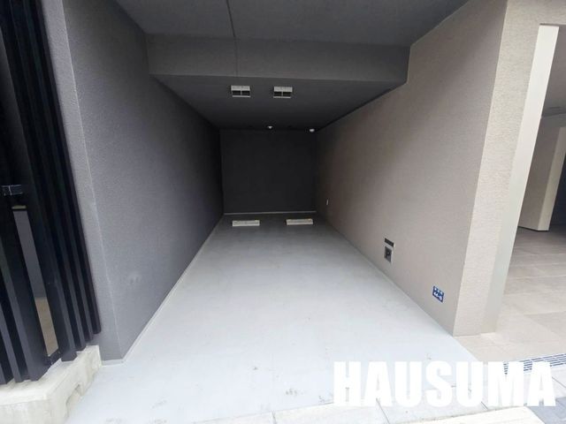 �y���ԏ�z�@�G���g�����X