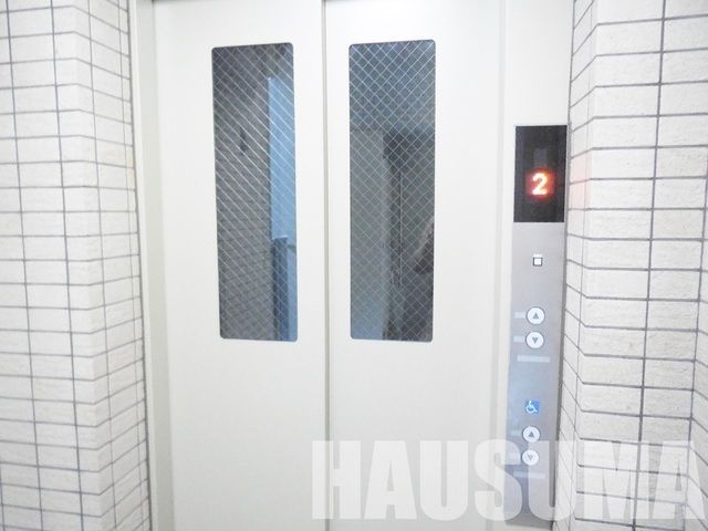 �y���̑��z�@�G���x�[�^�[