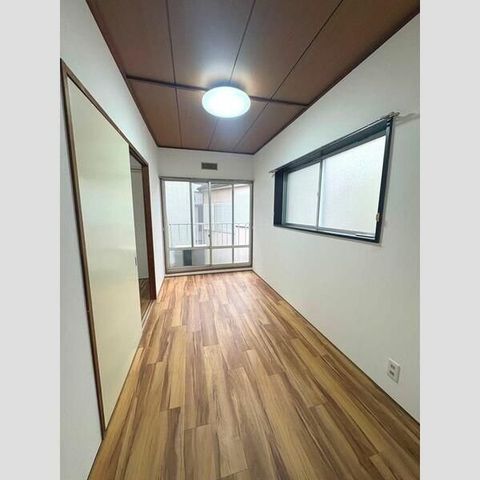 �y���̑������E�X�y�[�X�z�@