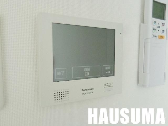 �y���̑��ݔ��z�@TV���j�^�[�z��