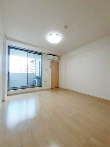 �y���ԁE���r���O�z�@