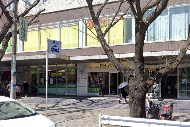 �y���Ӂz�@�f�j�[�Y��w�O�X �k��3���B 170m