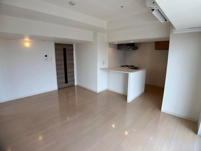 �y���ԁE���r���O�z�@