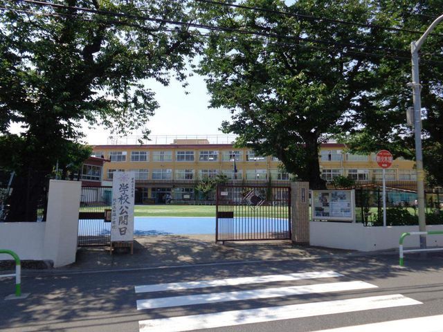 �y���Ӂz�@�k�旧�c�[���w�Z �k��5���B 330m