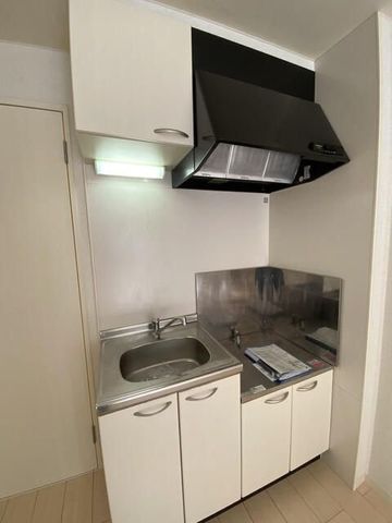 �y�L�b�`���z�@