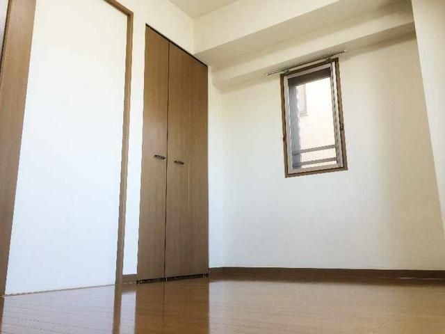 �y���ԁE���r���O�z�@