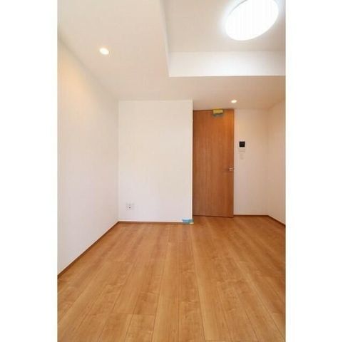 �y���ԁE���r���O�z�@