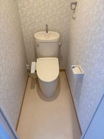 �y�g�C���z�@