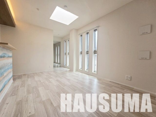 �y�����E���r���O�z�@���r���O/����