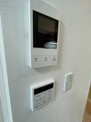 �y���̑��ݔ��z�@