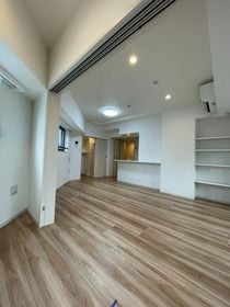 �y���ԁE���r���O�z�@