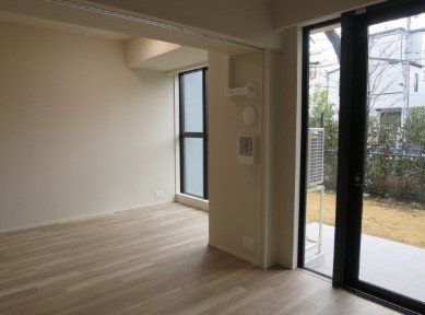 �y���ԁE���r���O�z�@���r���O/����