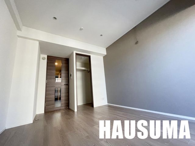 �y���̑������E�X�y�[�X�z�@���r���O/����
