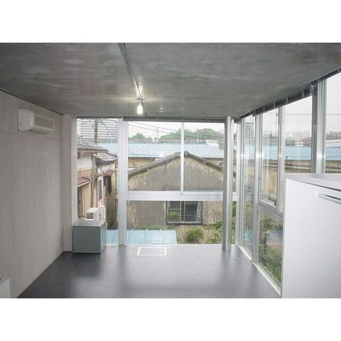 �y���ԁE���r���O�z�@