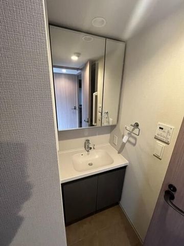 �y���ʏ��z�@