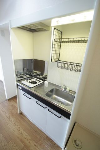 �y�L�b�`���z�@